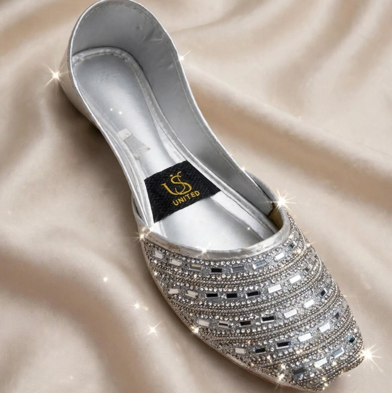 Silver Diamond Bridal Khussa pair side view, Her Footwear